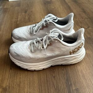 Hoka One One Arahi Women’s 8.5 D W Wide Nimbus Cloud